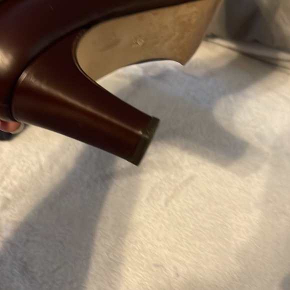 Brown pumps 2 inch heel. With lots of love left. They are a 10 but narrow. - Picture 3 of 7